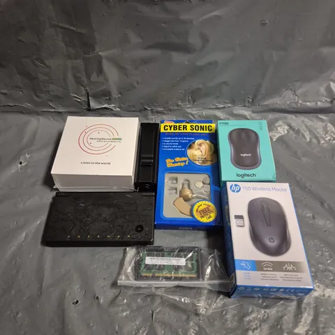 BOX OF APPROX 20 ASSORTED ELECTRICAL ITEMS & ACCESSORIES TO INCLUDE - COMPUTER MOUSES - HEARING DEVICES - TV STICKS - ETC - COLLECTION ONLY