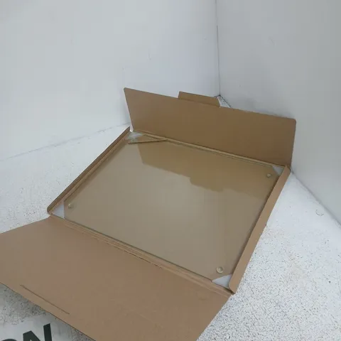 GLASS CHOPPING BOARD β BOXED, 40 X 30 CM