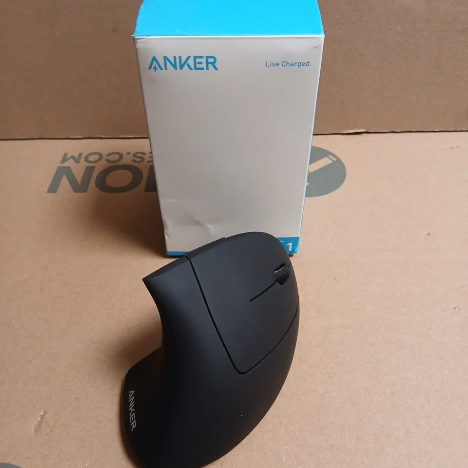 ANKER WIRELESS VERTICAL ERGONOMIC MOUSE 