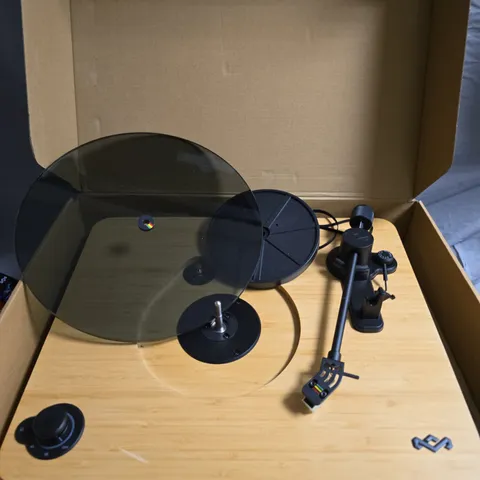 MARLEY STIR IT UP LUX BLUETOOTH TURNTABLE – BAMBOO FINISH 