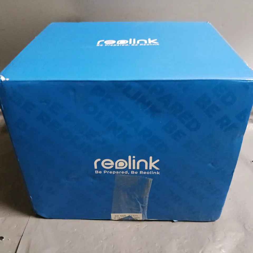 BOXED REOLINK GO RANGER PT + RANGER SOLAR PANEL 2