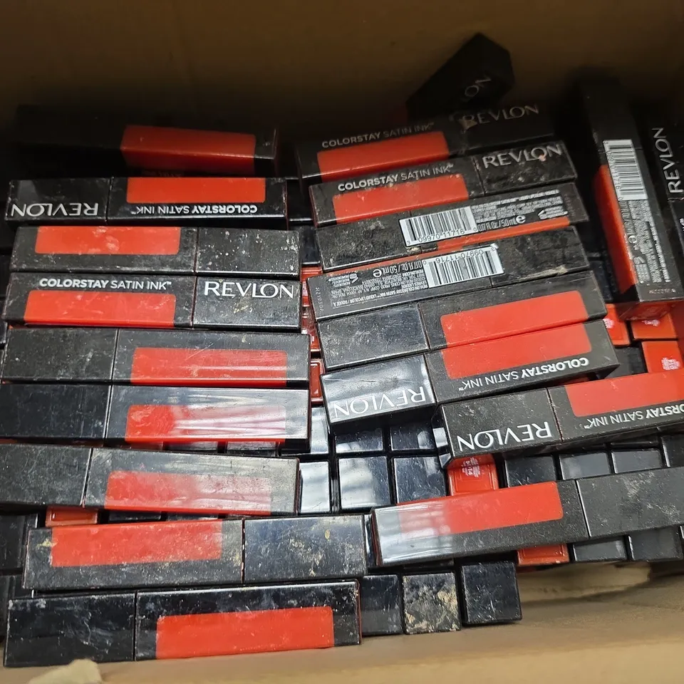 BOX OF APPROIXMATELY 100 REVLON COLOUR STAY SATIN INK 014