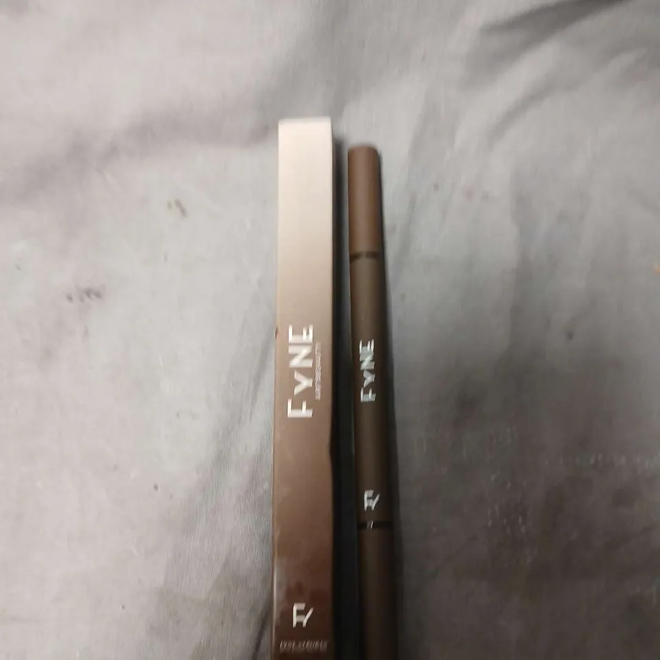 FYNE LIPSTICK – BROWN SHADE