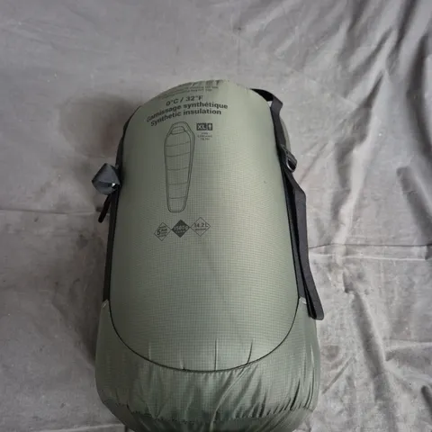 SYNTHETIC-INSULATED SLEEPING BAG, 0°C / 32°F, SIZE XL