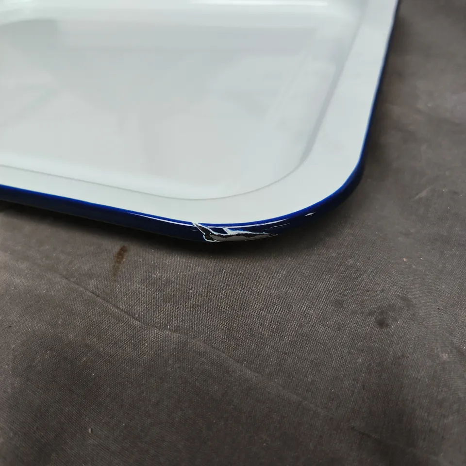 MARKS AND SPENCER WHITE/BLUE ROASTING TRAY/PLATE UNBOXED
