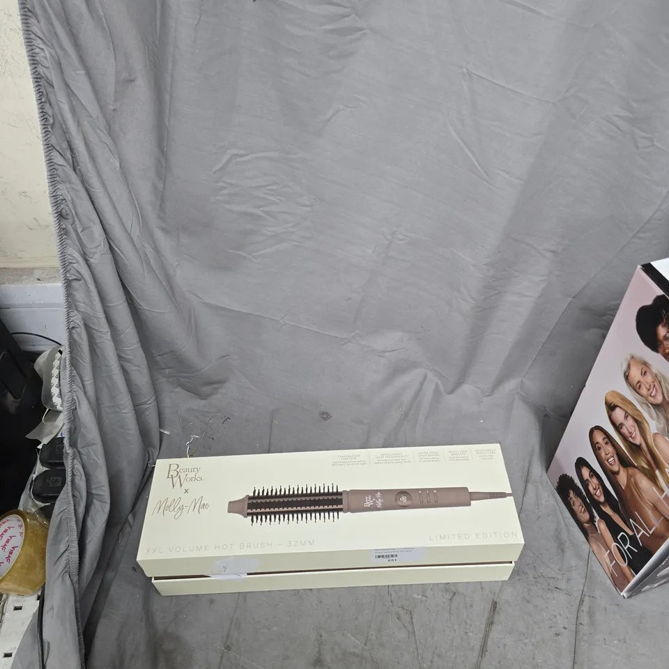 BEAUTY WORKS X MOLLY-MAE HOT BRUSH & SMALL ROLLER SET