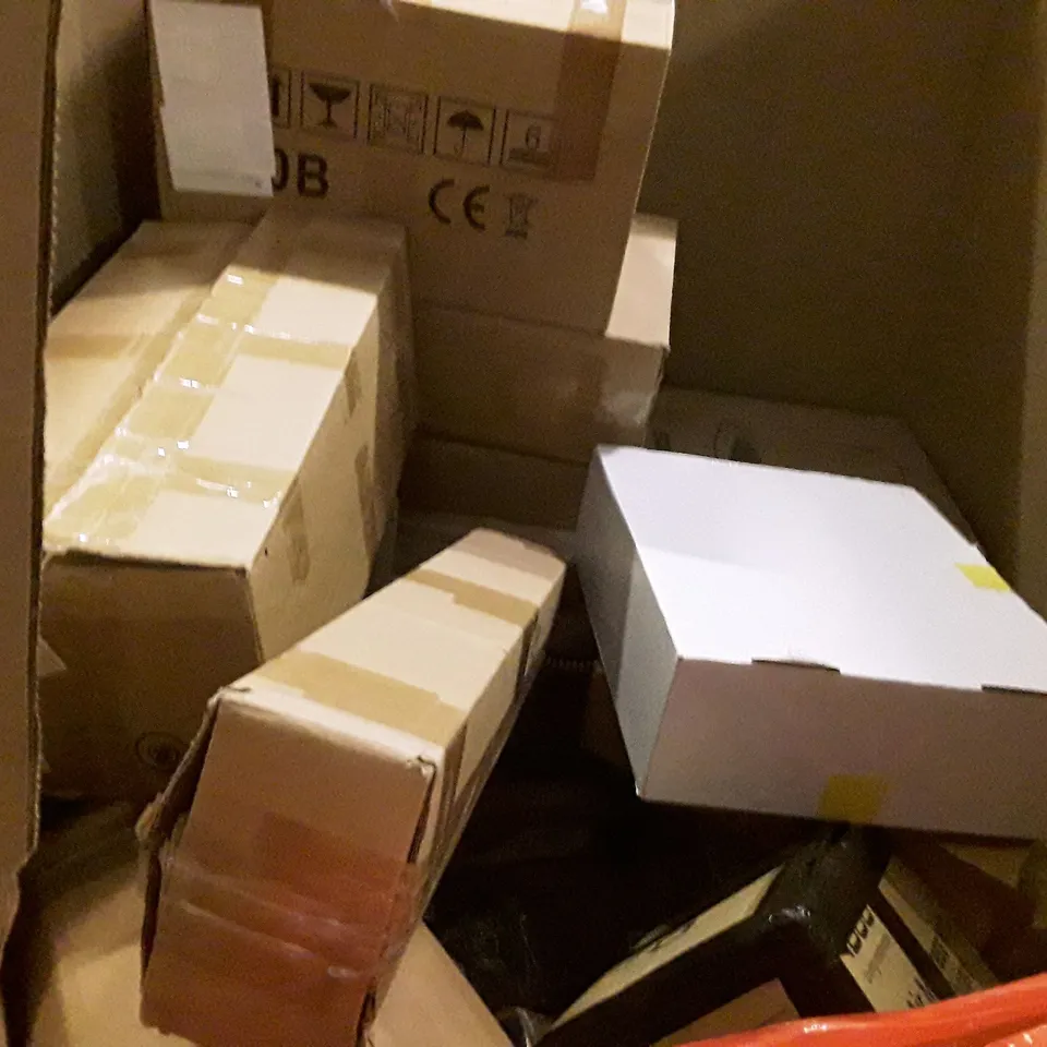 PALLET OF ASSORTED PRODUCTS INCLUDING POP UP CAMPING TENT, 7.5FT CHRISTMAS TREE, TOTAL BODY FITNESS MACHINE, SMART HEATER