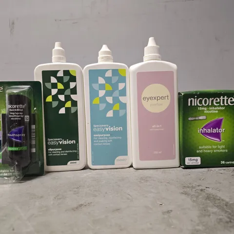 APPROXIMATELY 15 ASSORTED VISION CARE ITEMS & NICORETTE ITEMS TO INCLUDE - INHALATOR , SPECSAVERS EASY VISION , MOUTHSPRAY ETC
