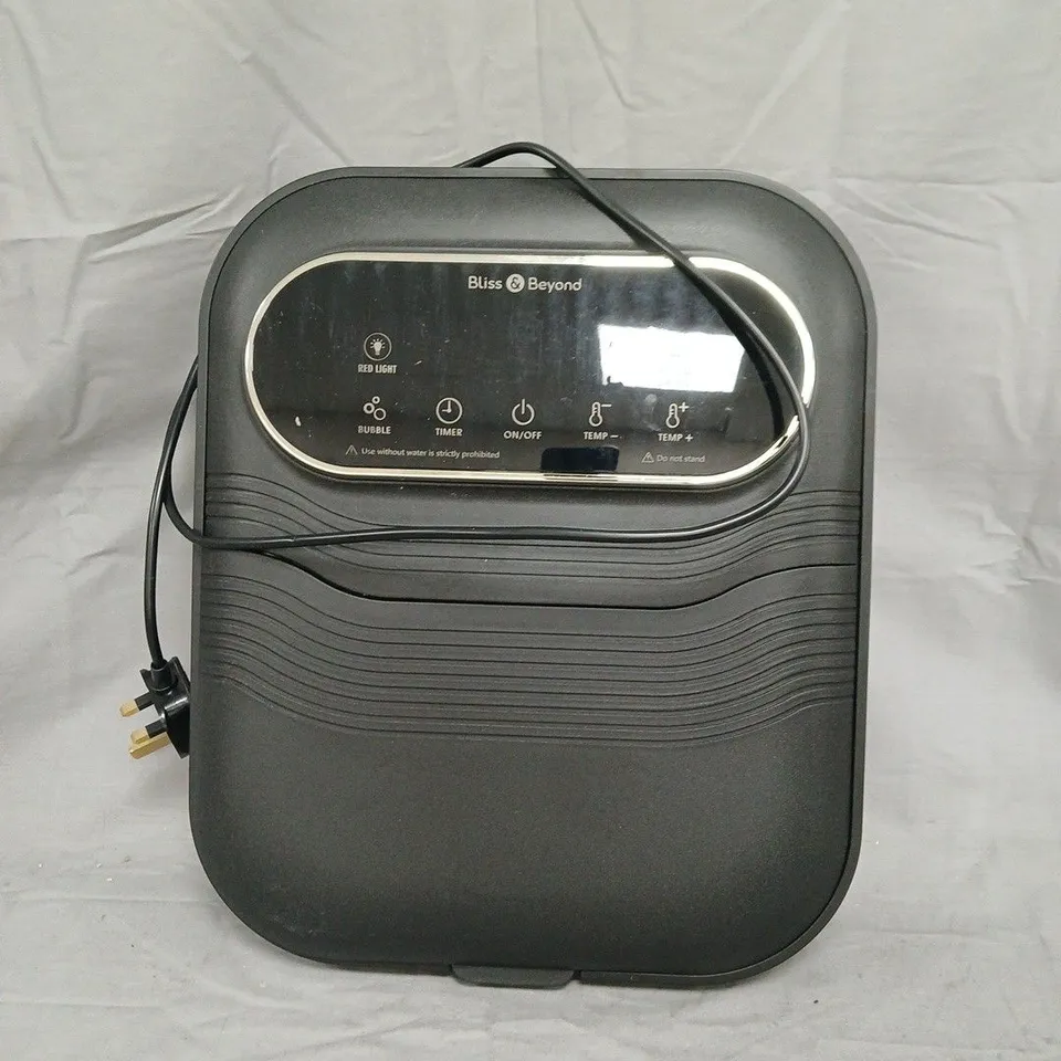 BOXED BLISS & BEYOND FOLDABLE FOOT SPA