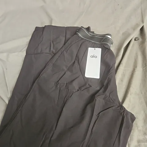 ALO YOGA BLACK TRACK PANTS - WOMEN'S SIZE M