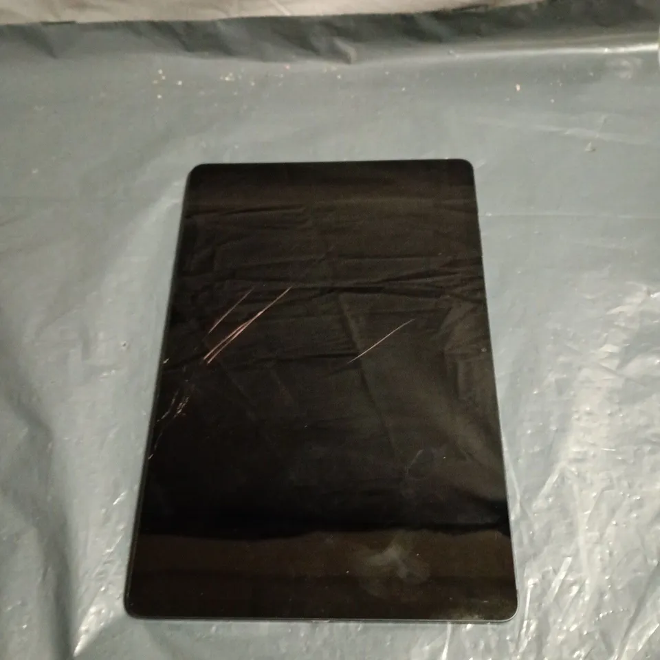 SAMSUNG TABLET DEVICE  - DAMAGED SCREEN 