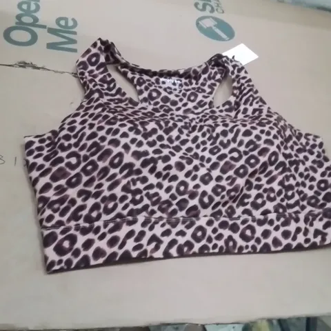 BOXED BRAND NEW APPROXIMATELY 18 SIMPLY BE ACTIVE CROP TOP LEOPARD PRINT SIZE 20