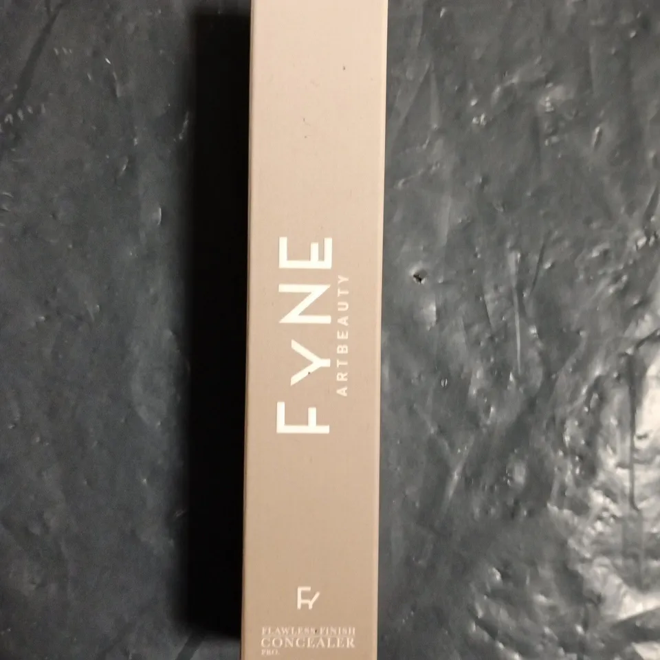 SEALED FYNE BEAUTY CONCEALER – BOXED (FYNE ART BEAUTY BRANDING) SHADE 04