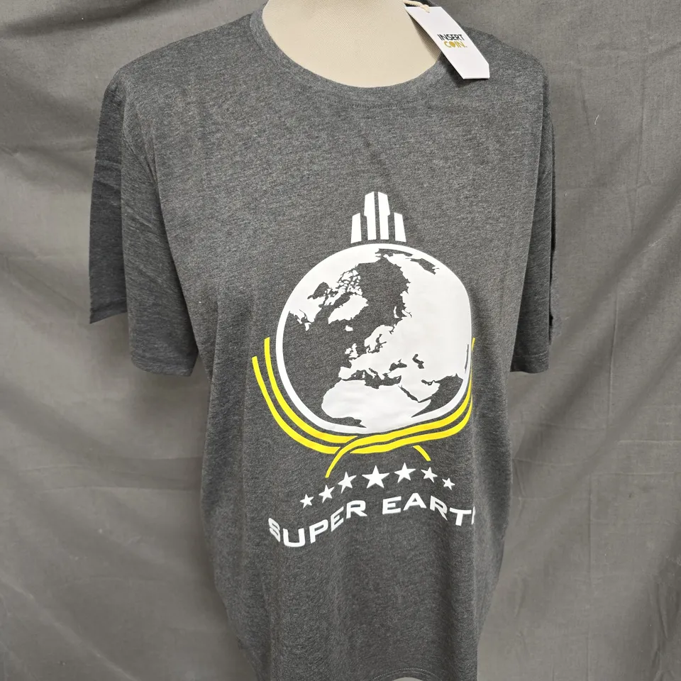 INSERT COIN SUPER EARTH TSHIRT IN GREY SIZE XL