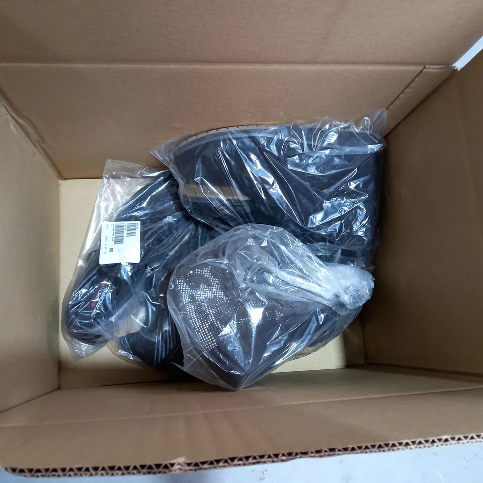 BOX OF APPROX 8 ASSORTED PACKAGED PAIRS OF FOOTWEAR VARYING IN SIZE/COLOUR/STYLE