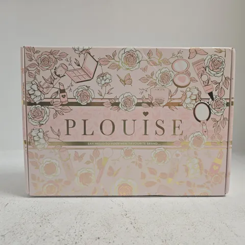 P.LOUISE MYSTERY COSMETIC GIFT SET
