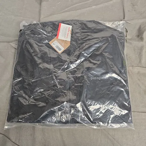 BAGGED PATAGONIA MEN'S TRIOLET BLACK JACKET – XL