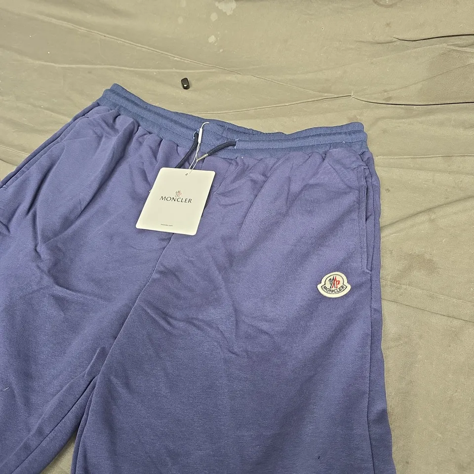 MONCLER FLEECED SHORTS - SIZE XL
