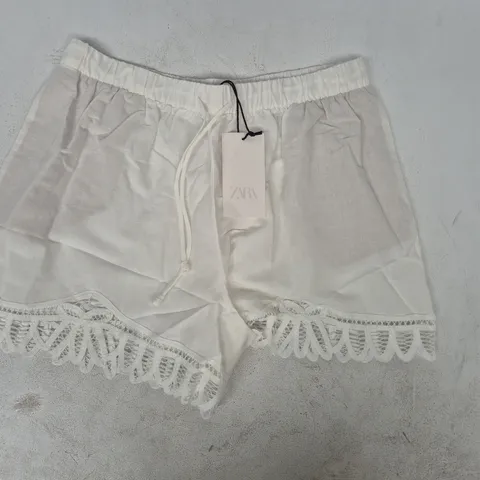 ZARA EMBROIDERED LINEN BLEND SHORTS IN WHITE SIZE LARGE