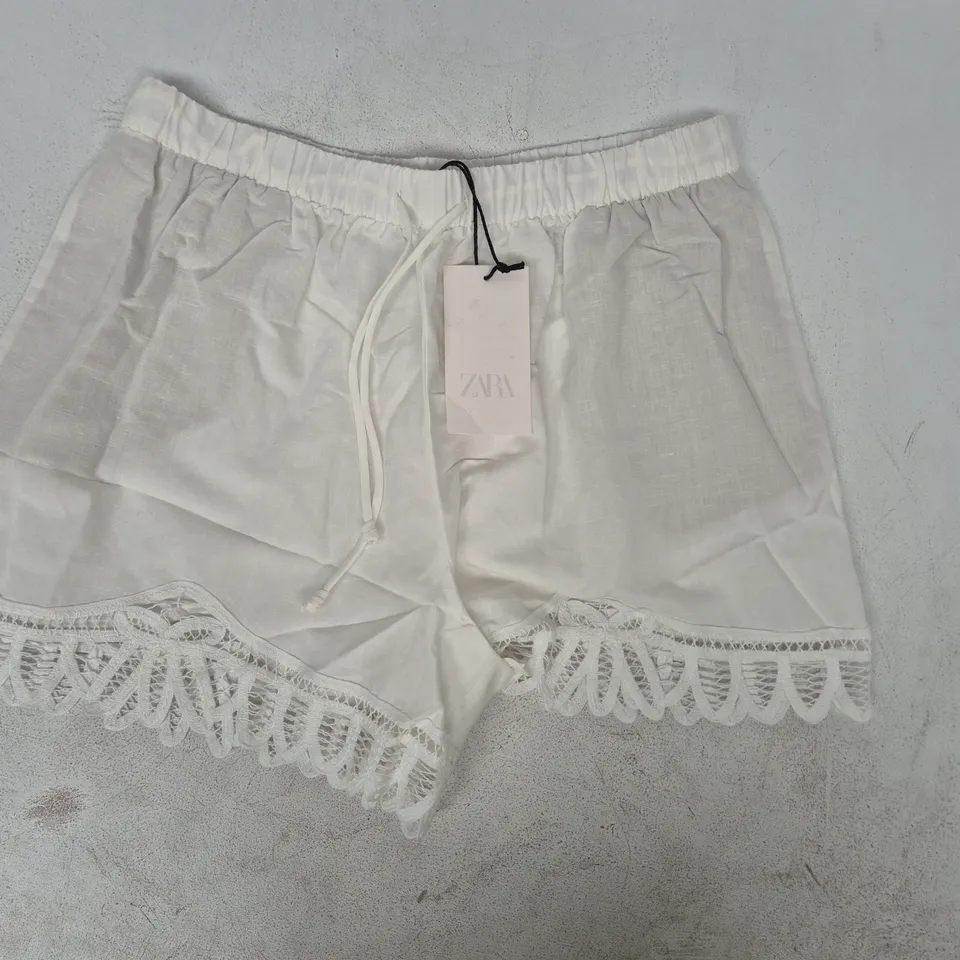 ZARA EMBROIDERED LINEN BLEND SHORTS IN WHITE SIZE LARGE