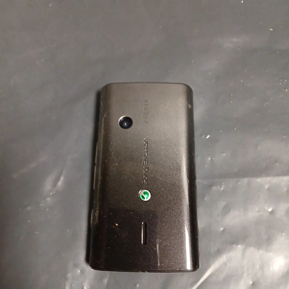 SONY ERICSSON XPERIA X8 SMARTPHONE – BLACK (BOXED)