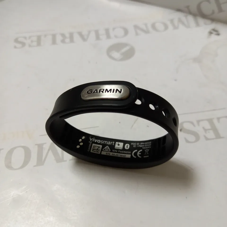 GARMIN VIVOSMART WATCH
