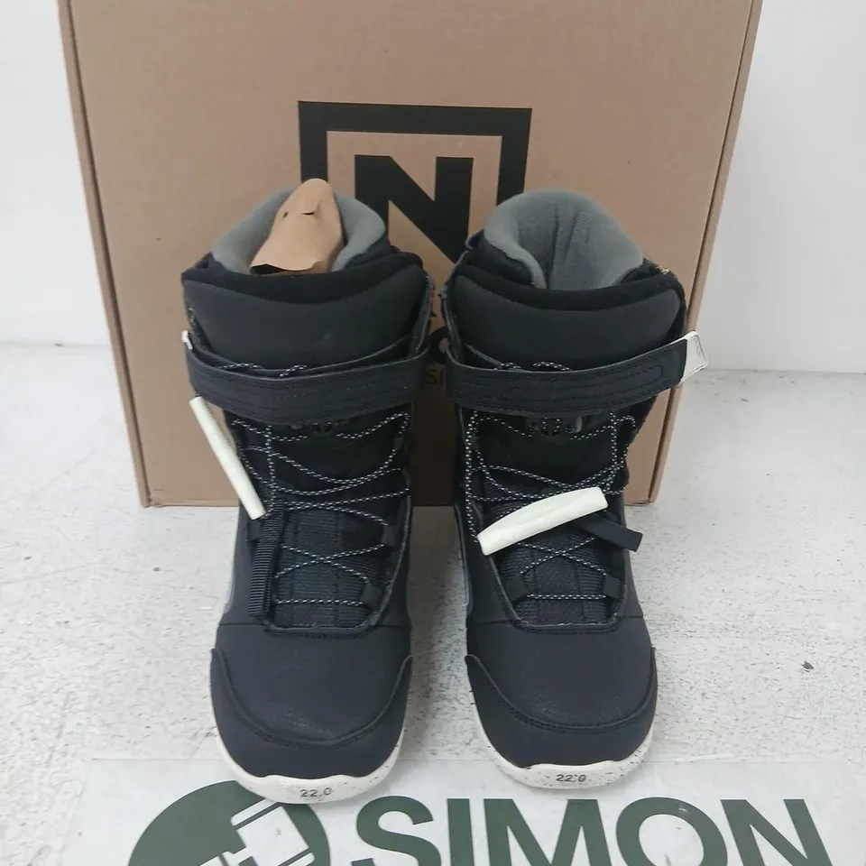 NITRO DROID QLS SNOWBOARD BOOTS – BLACK/CHARCOAL, UK 3