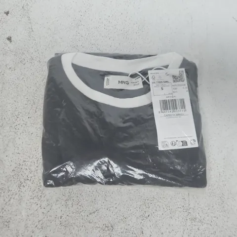 BAGGED MANGO ORGANIC COTTON CROP TOP IN DEEP NAVY/WHITE SIZE SMALL