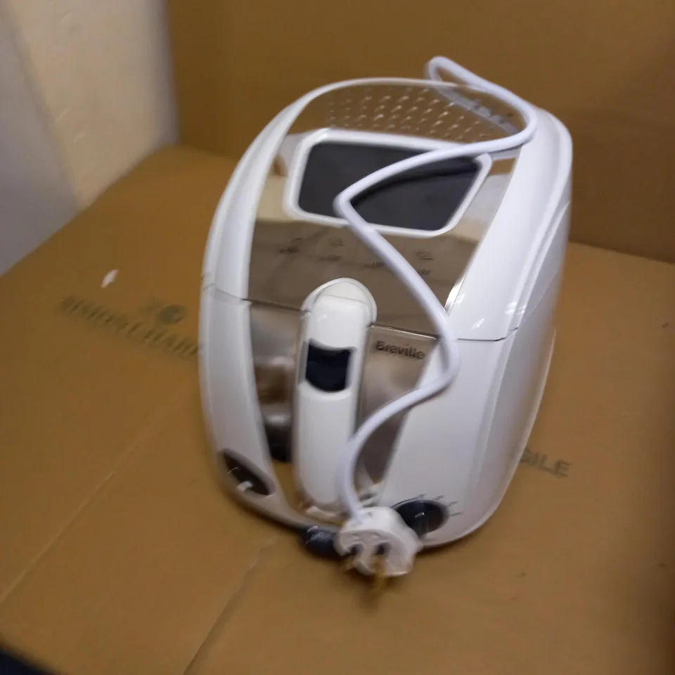 BREVILLE EASY CLEAN DIGITAL FRYER 