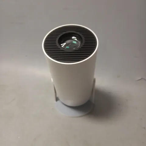 BOXED 4K MINI PROJECTOR 