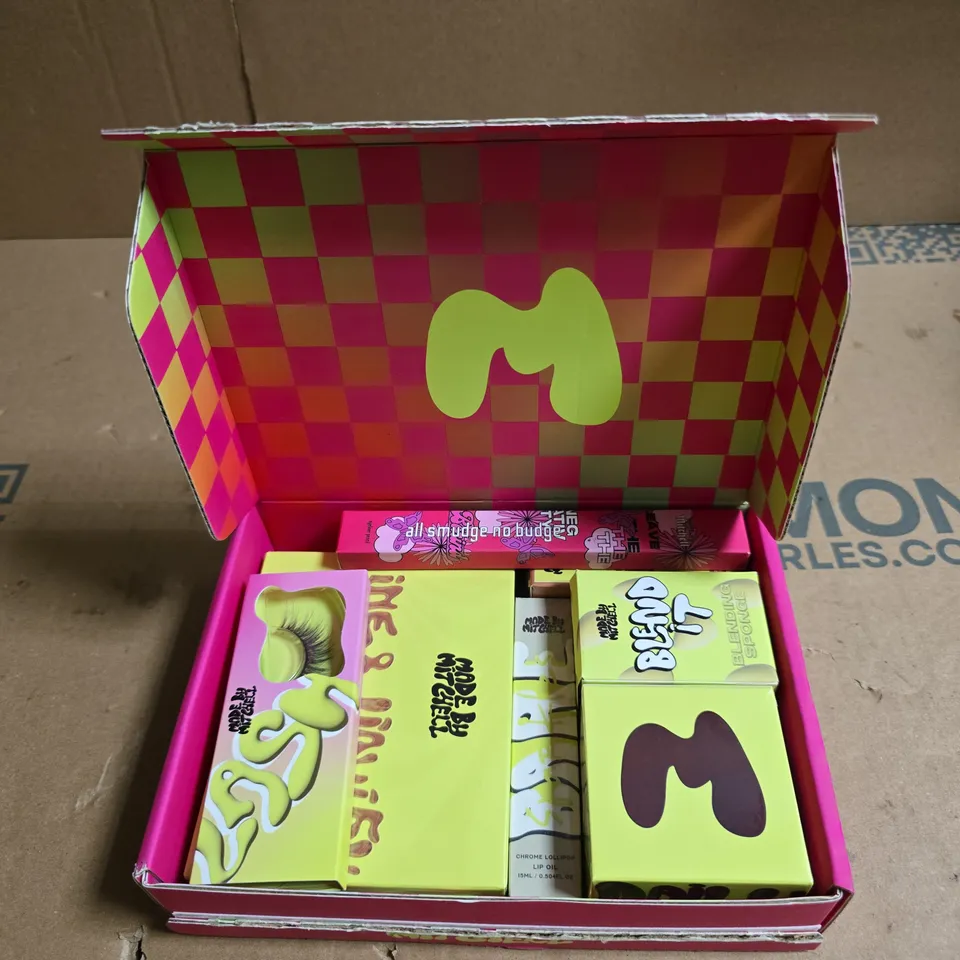 MADE BY MITCHELL EXPECT THE UNEXPECTED BEAUTY GIFT BOX