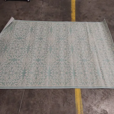 BOGGES IVORY/SEAFOAM GREEN RUG // 120 X 180CM