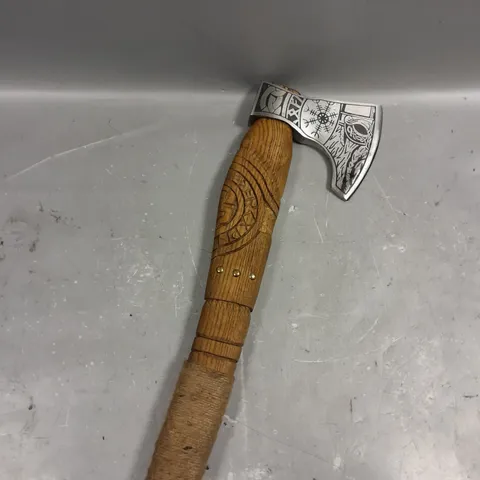 HANDCRAFTED VIKING DESIGN HATCHET - COLLECTION ONLY