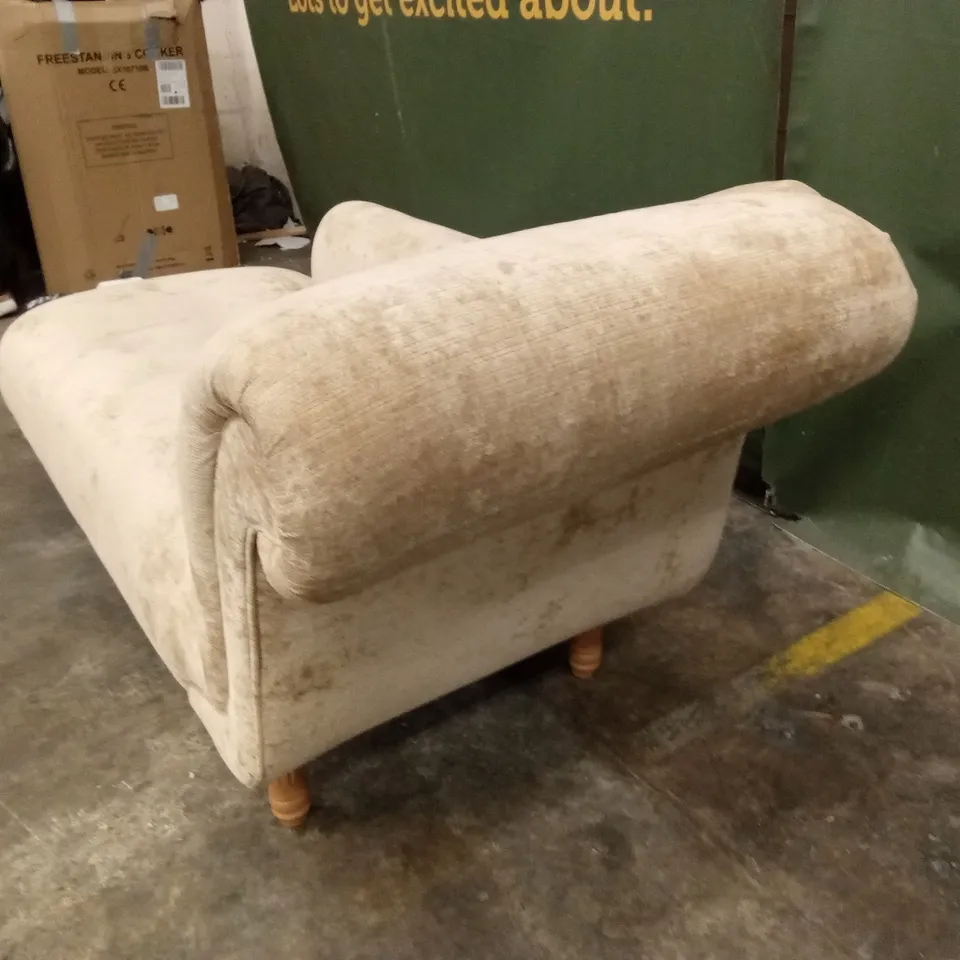 DESIGNER FABRIC UPHOLSTERED CHAISE LOUNGE - BEIGE