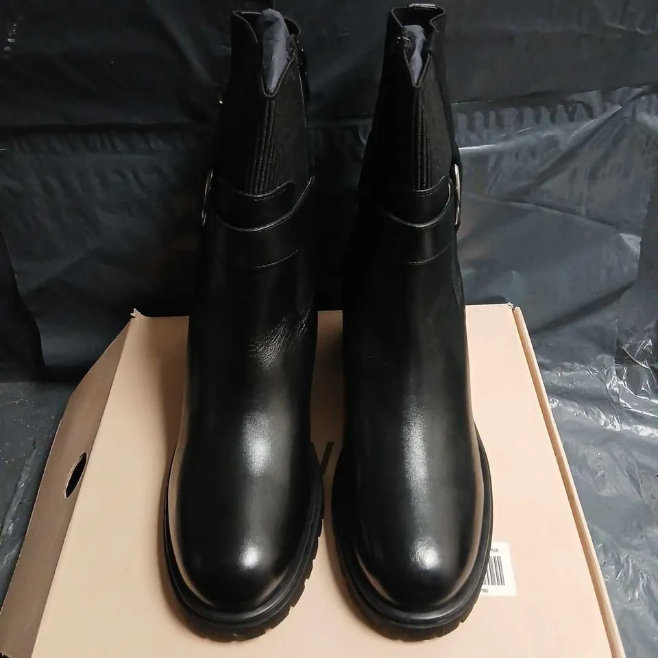 RAVEL UK 8 KIRKTON RLB519 BLACK LEATHER BOOTS