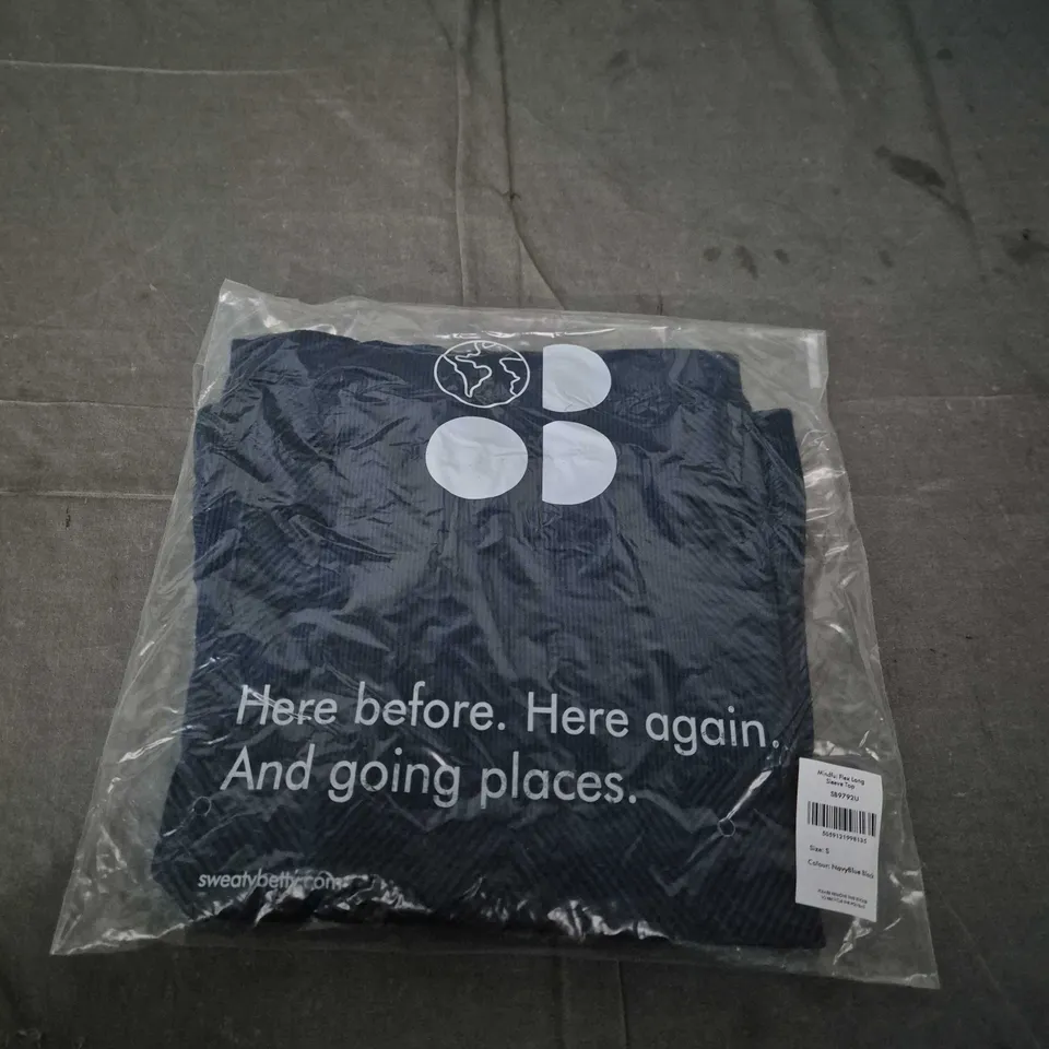 SWEATY BETTY MINDFUL FLEX LONG SLEEVE TOP – NAVY/BLACK, SIZE S