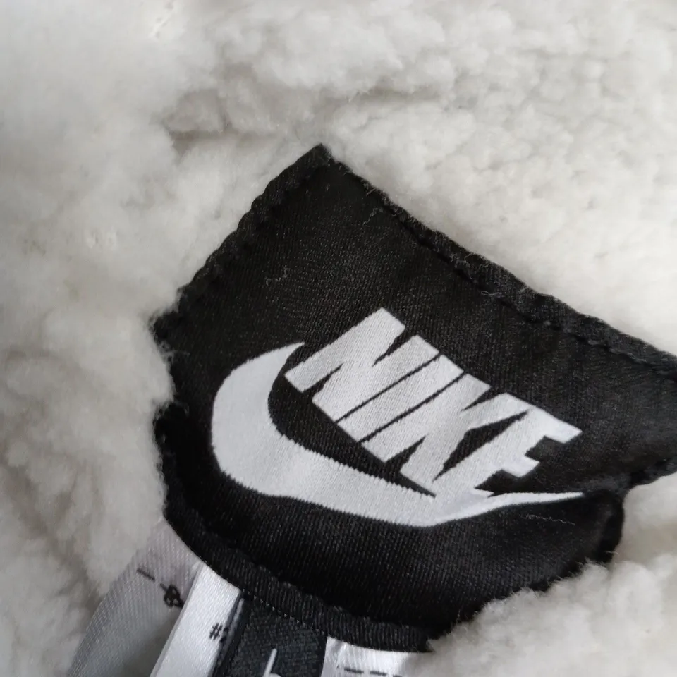 NIKE REVERSIBLE PUFFER JACKET – BLACK & WHITE, MEN'S SIZE L