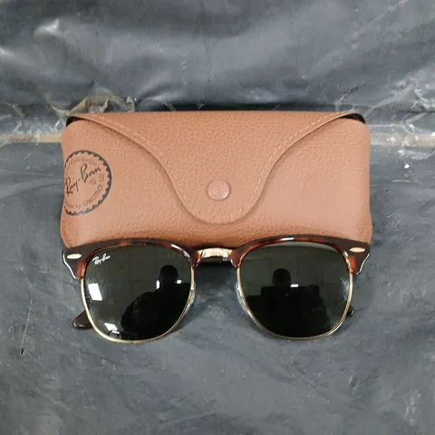 RAY-BAN CLUBMASTER SUNGLASSES - TORTOISE