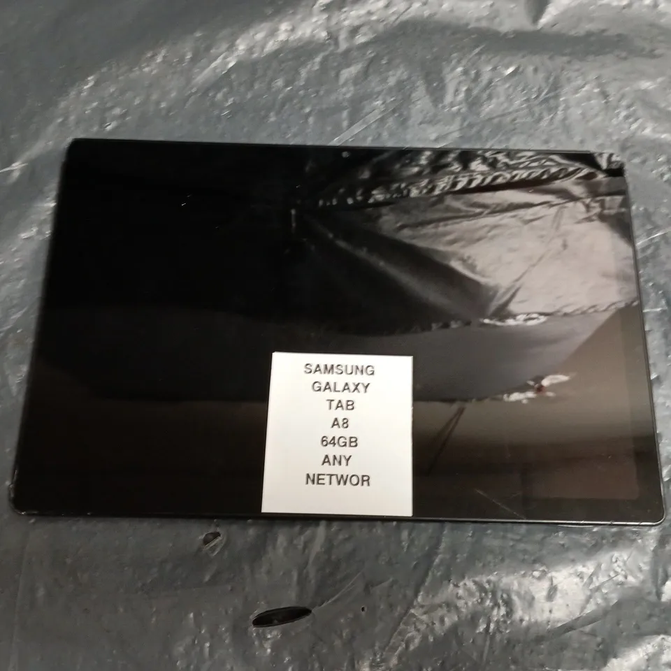 SAMSUNG GALAXY TAB A8