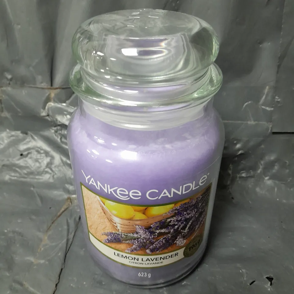 YANKEE CANDLE LEMON LAVENDER (623g) - COLLECTION ONLY