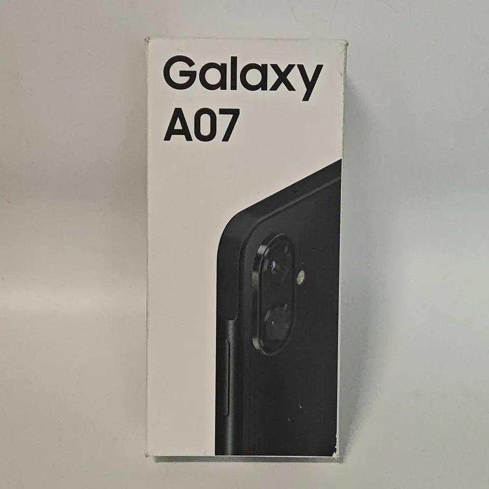 BOXED SAMSUNG GALAXY A07 4/64GB IN BLACK - SM-A075F