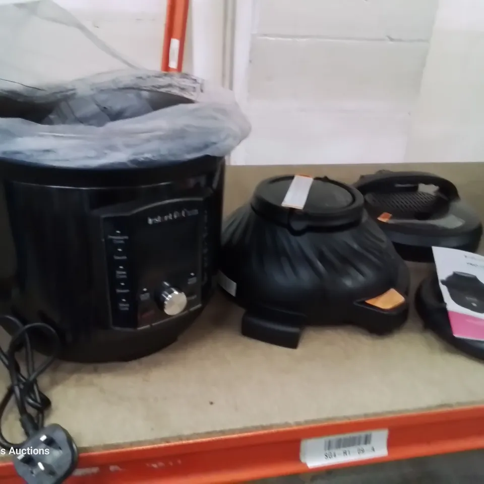 BOXED INSTANT POT PRO CRISP AIR FRYER/PRESSURE COOKER