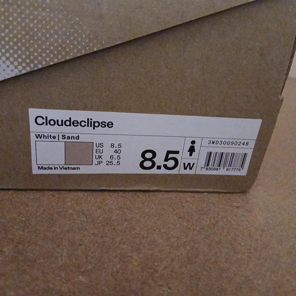 ON RUNNING CLOUDECLIPSE SHOES – WHITE/SAND, WOMEN'S UK 6.5 (US 8.5)