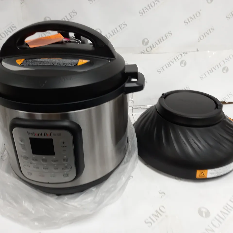 BOXED INSTANT POT PRO CRISP + AIR FRYER