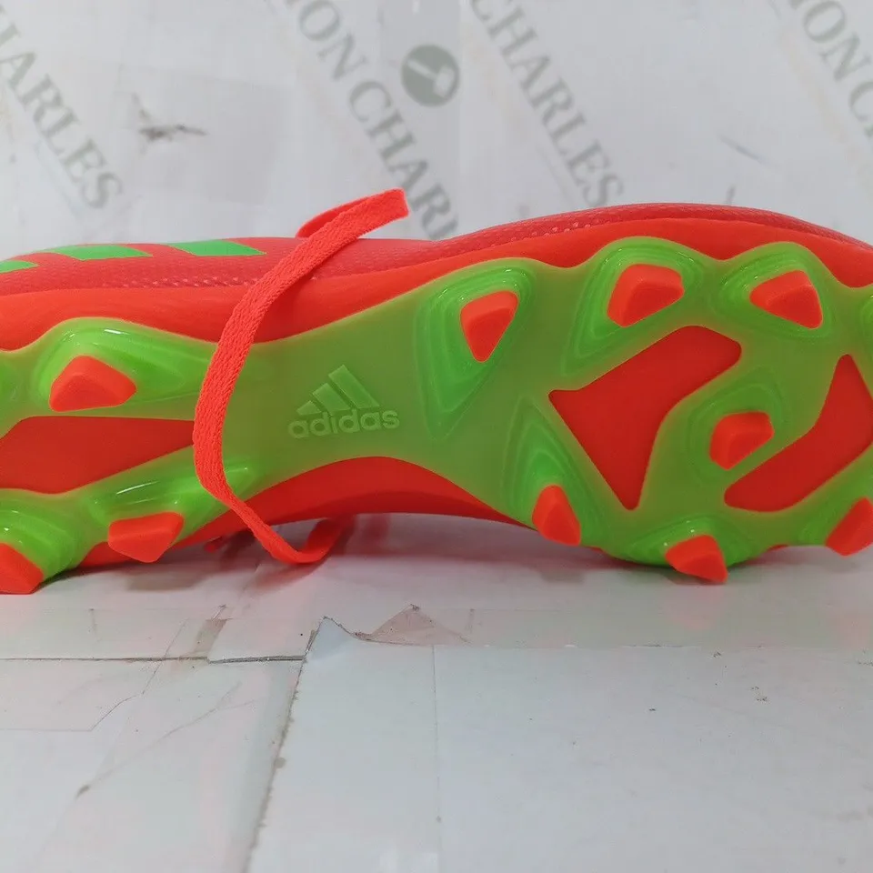 ADIDAS PREDATOR EDGE.4 FOOTBALL BOOTS IN ORANGE/LIME GREEN - UK 4.5
