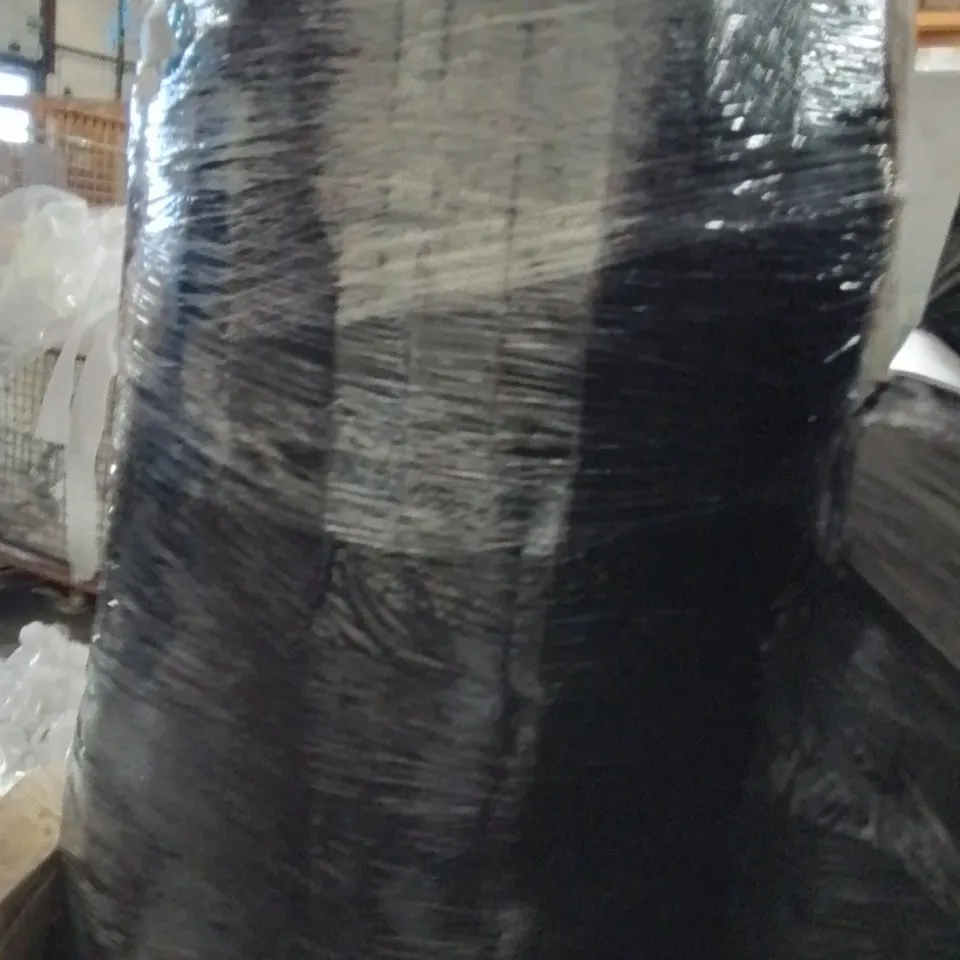 PALLET CONTAINING KIDS TOYS AND ACCESSORIES