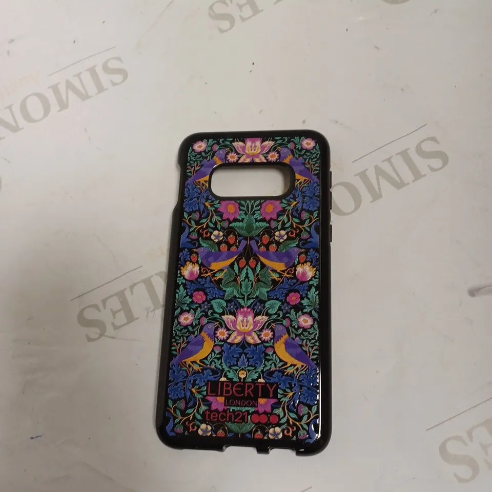 BOX OF 64 TECH 21 LIBERTY LONDON SAMSUNG GALAXY S10e 