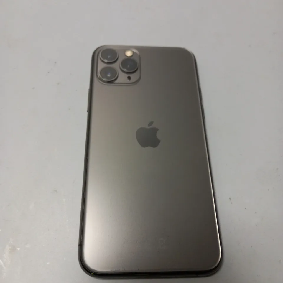 IPHONE 11 PRO 