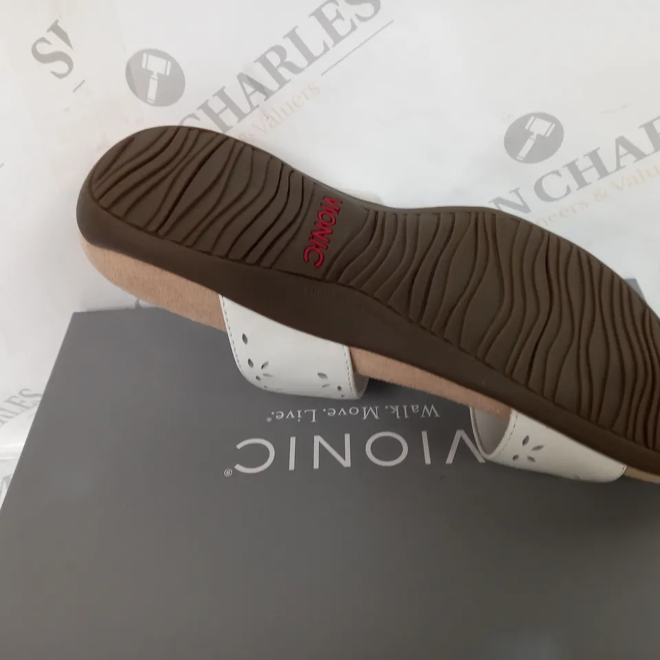 BOXED VIONIC BLACK REST SANDALS IN BLACK - WOMENS 7