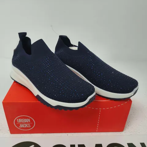 BOXED PAIR OF URBAN JACKS NAVY KNIT SLIP-ON SNEAKERS – UK 5